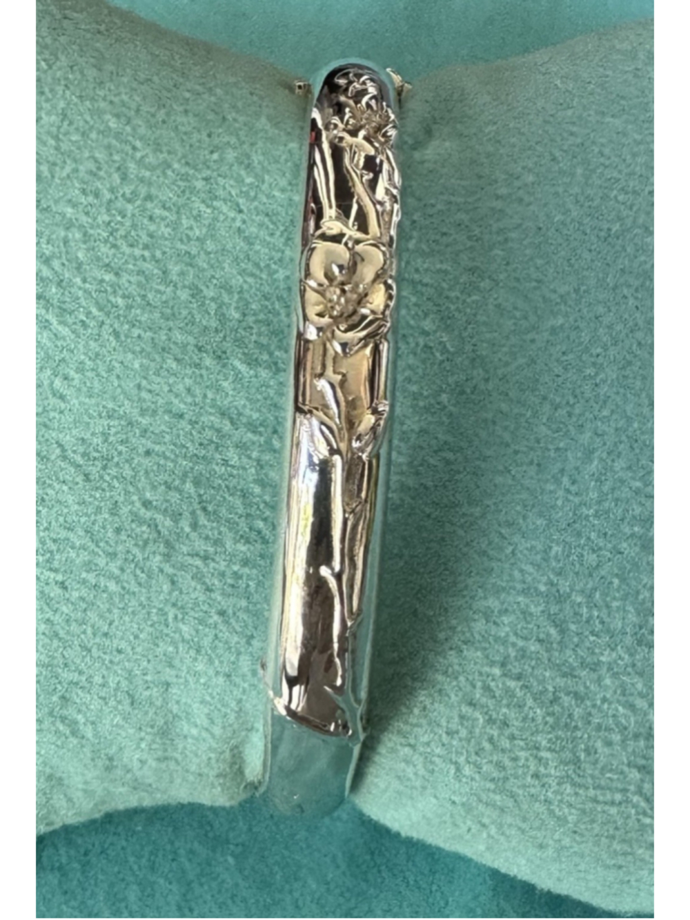 Tiffany & Co. Sterling Silver Nature Flower Rose Bangle Bracelet 6.9”